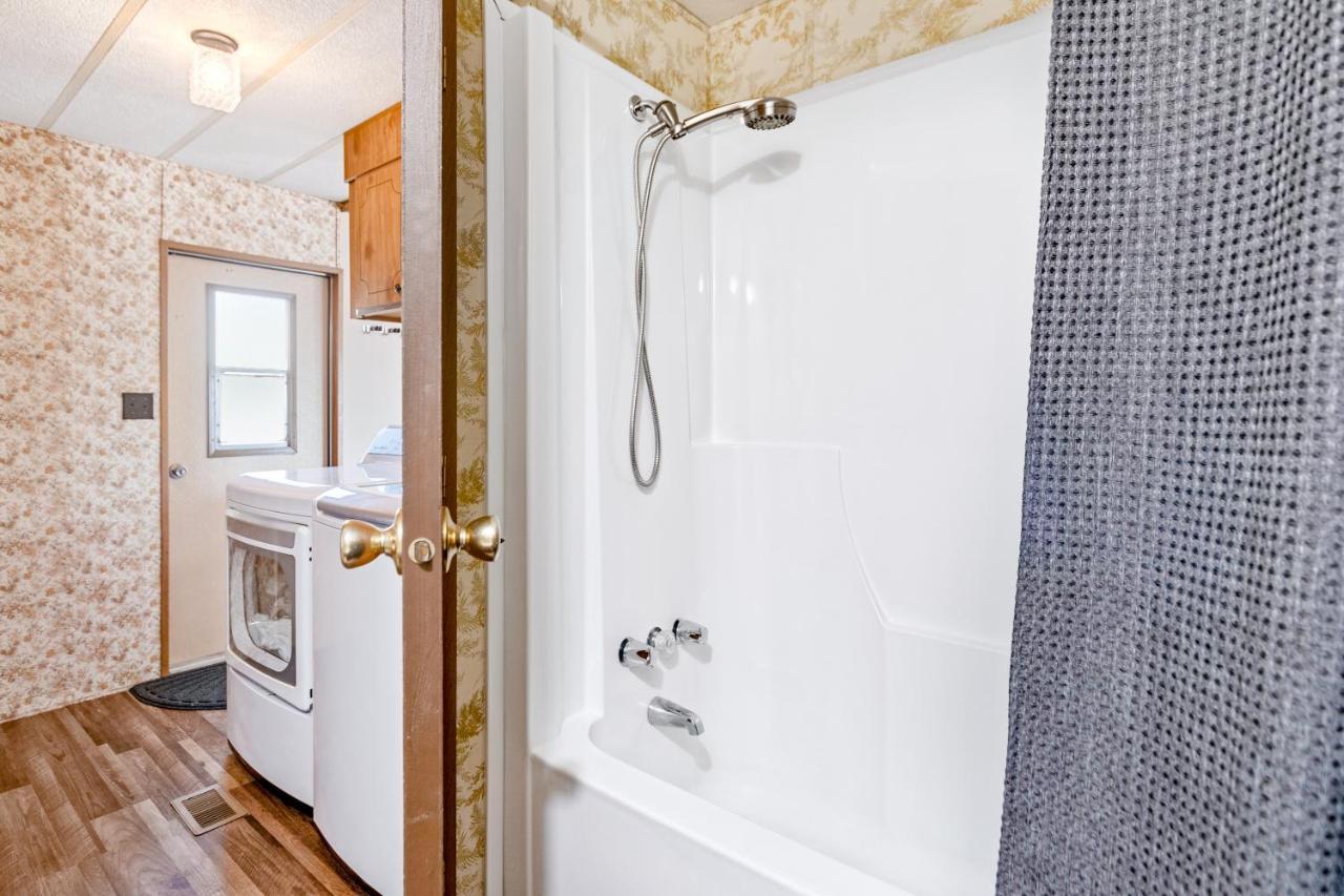 Downtown Harrison Lakefront Getaway מראה חיצוני תמונה